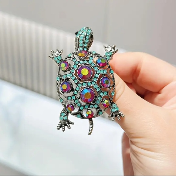 Black Enamel Turtle Pendant Necklace – Crystal & Rhinestone, Lobster Clasp, Women’s